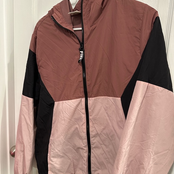 Pink - Picture 1 of 2